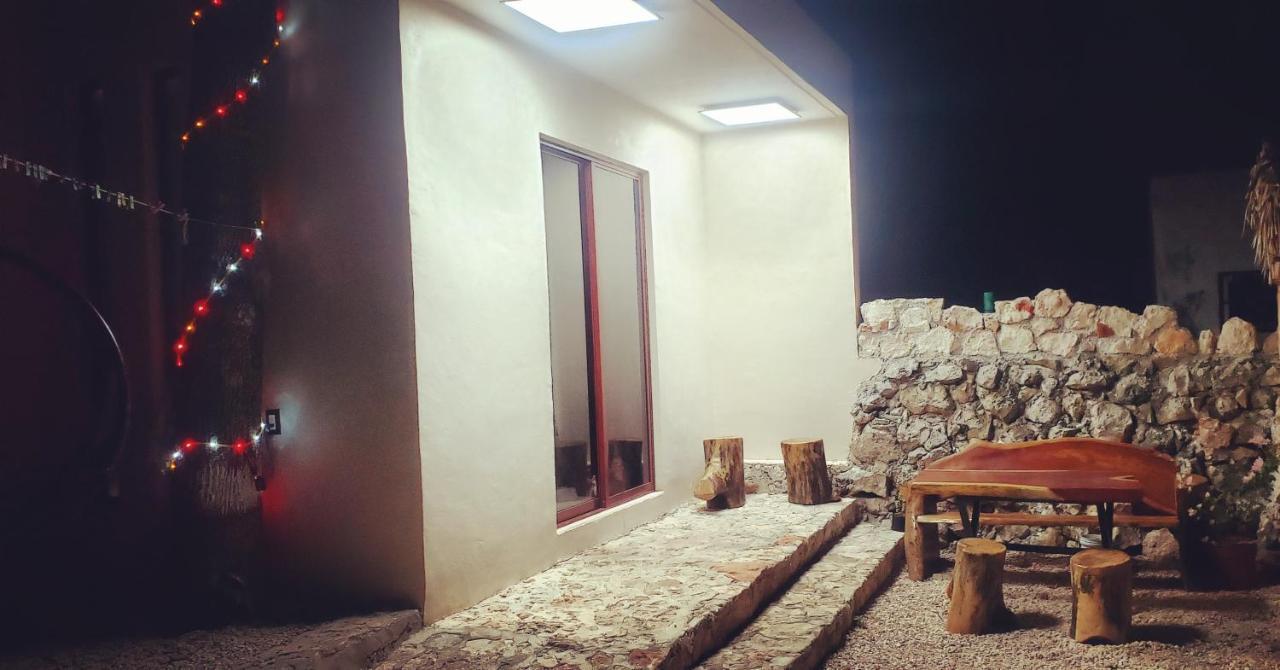 Casa Los Jarochos Valladolid  Esterno foto